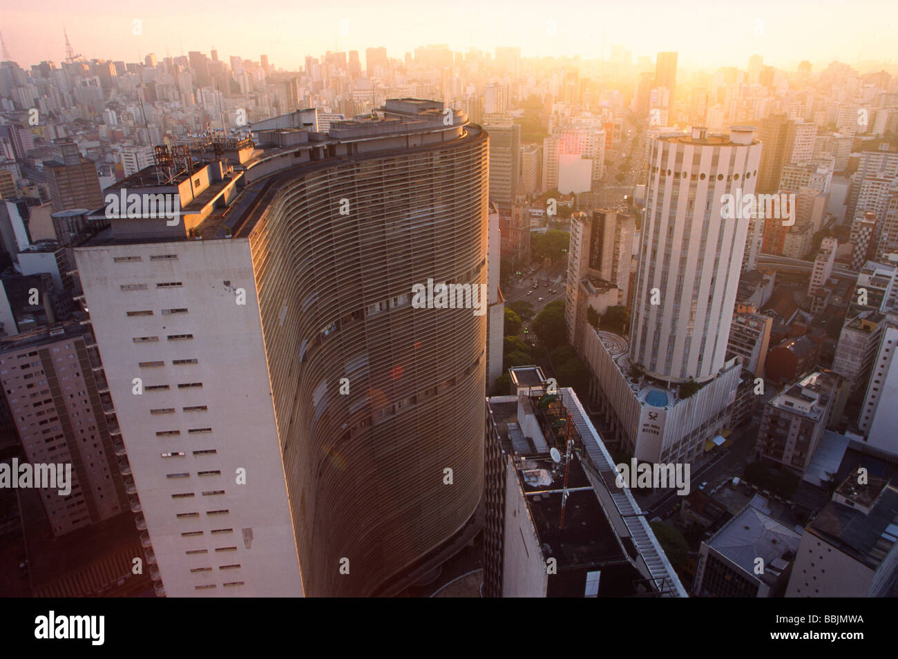 Panoramica della città di Sao Paulo in serata, Sao Paulo, Brasile Foto Stock