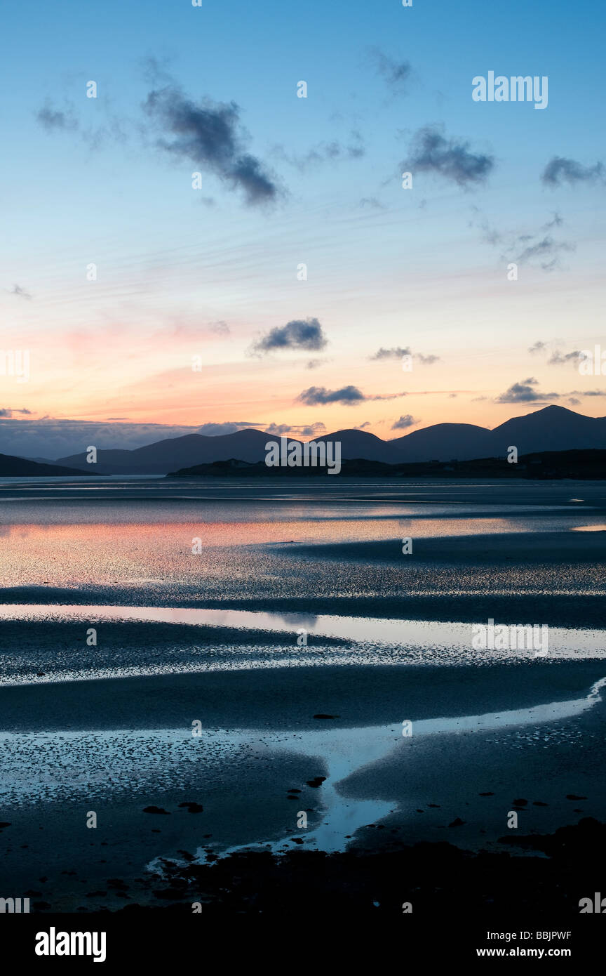 Tramonto sulla spiaggia Seilebost, Seilebost, Isle of Harris, Ebridi Esterne, Scotland, Regno Unito Foto Stock