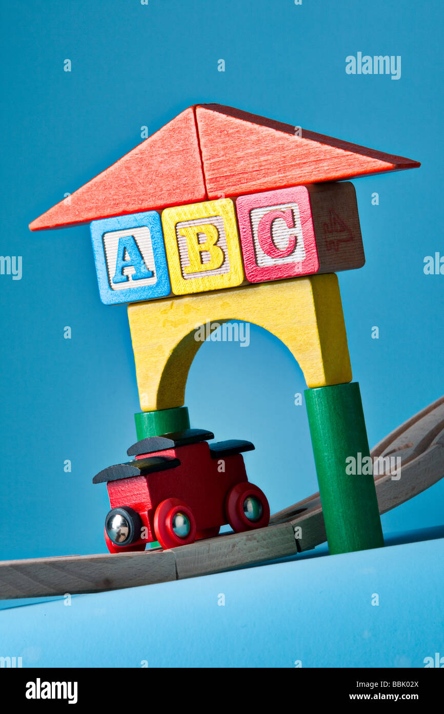 ABC blocchi per bambini e treno Foto Stock