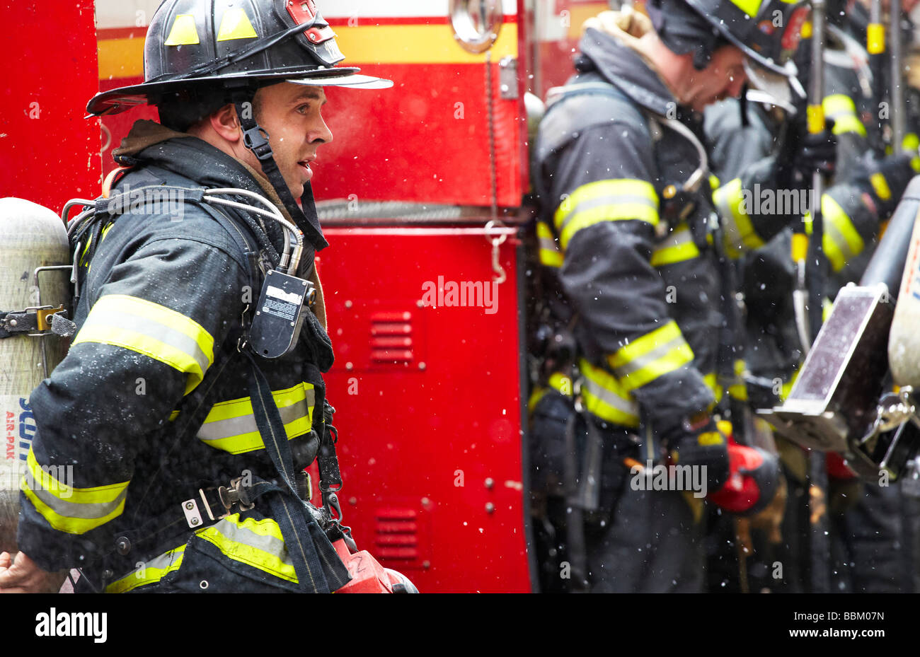 I vigili del fuoco in azione, New York Foto Stock