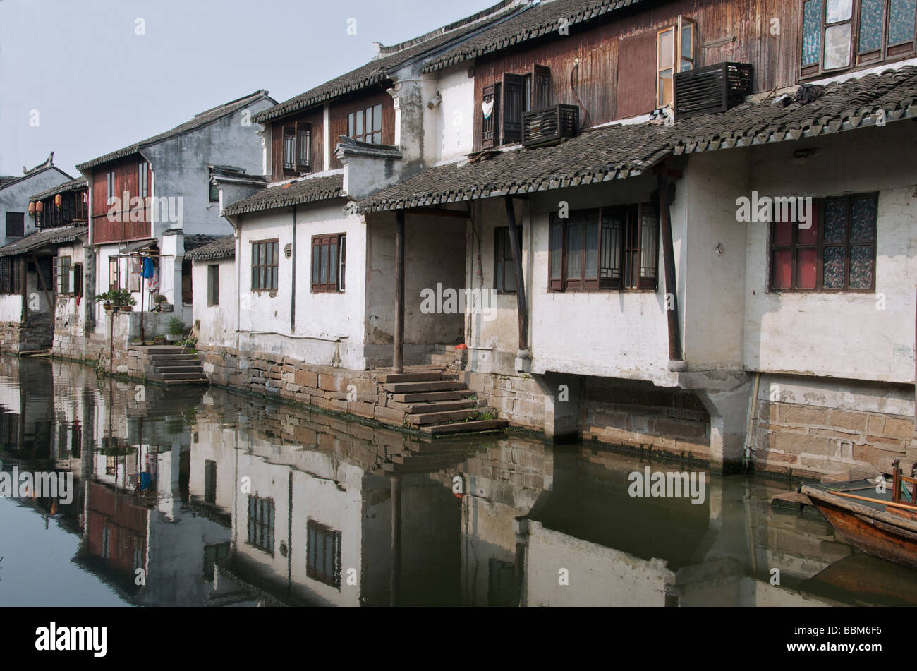 Nanshihe Canal nell'antica città d'acqua di Zhouzhuang Jiangsu in Cina Foto Stock