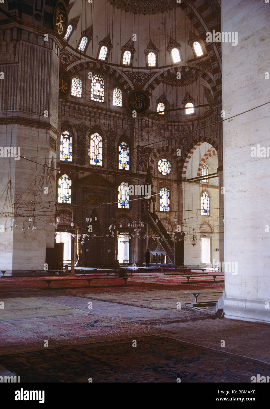 All'interno del Şehzade Camii Sinan 1548 İstanbul Turchia 690224 033 Foto Stock