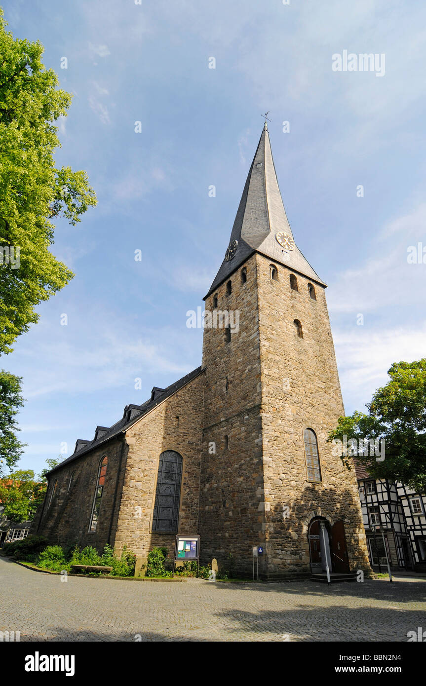 Chiesa Parrocchiale di San Giorgio e la chiesa di San Giorgio, città vecchia, Hattingen, NRW, Renania settentrionale-Vestfalia, Germania, Europa Foto Stock