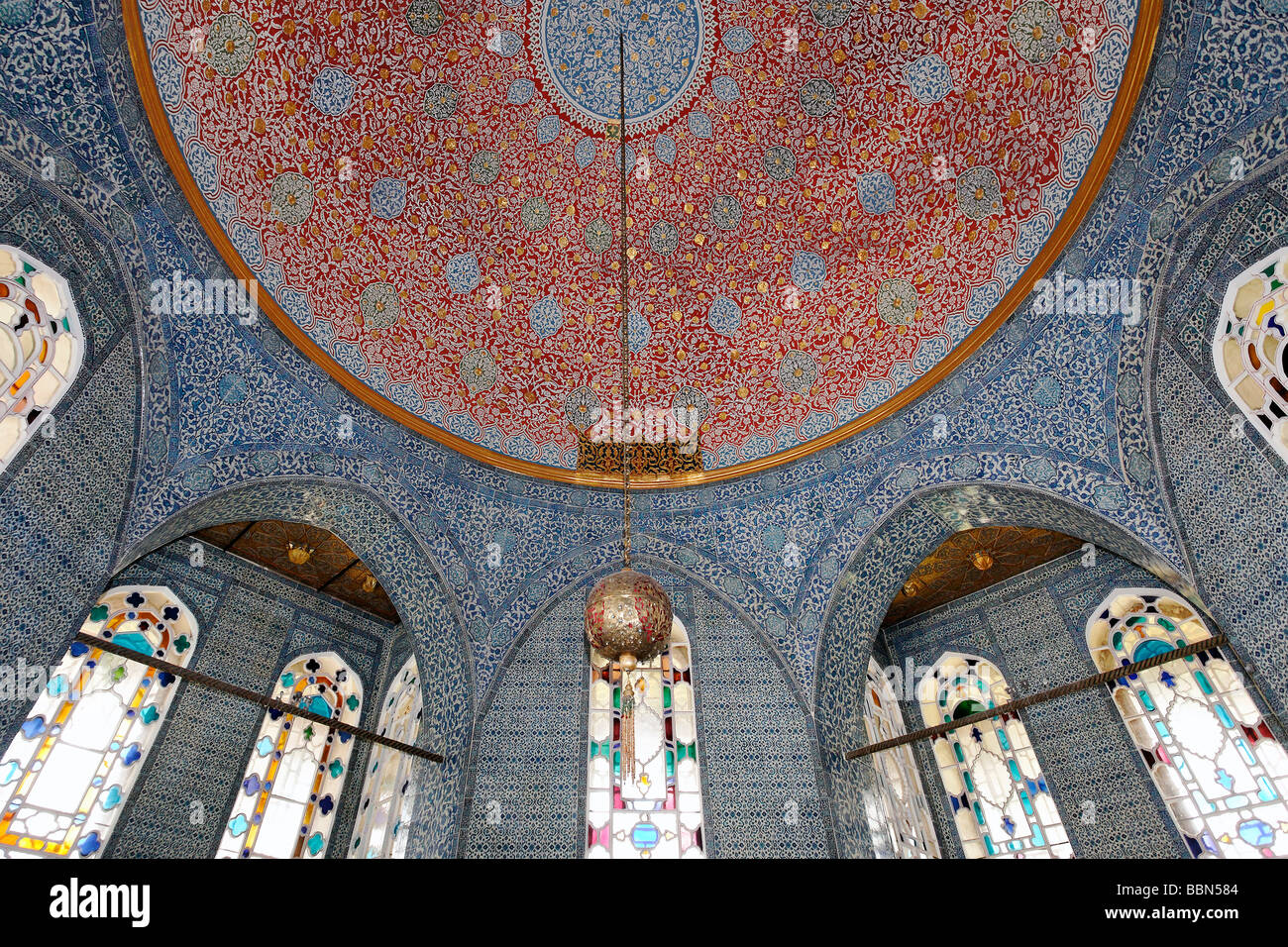 Baghdad Pavilion di Murad IV, a cupola con piastrelle di maiolica, Palazzo Topkapi Sarayburnu, Istanbul, Turchia Foto Stock