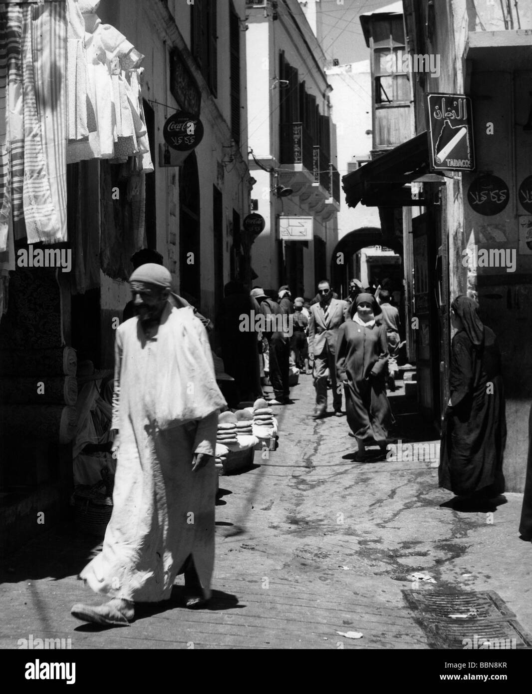 Geografia / viaggio, Marocco, Tangeri, scene di strada, scena di strada, circa 1950s, Foto Stock