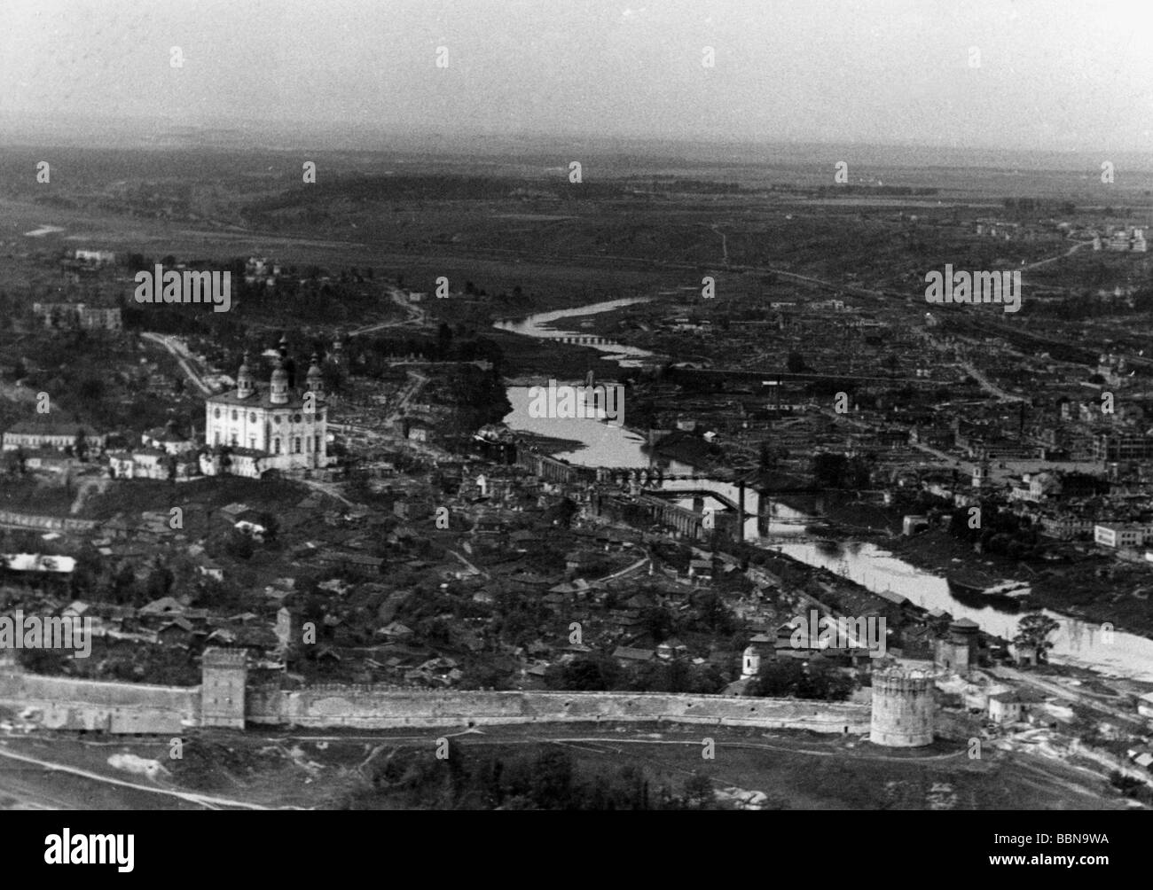 Eventi, Seconda Guerra Mondiale / WWII, Russia, città / Villaggi / paesaggi, la vista della città distrutta di Smolensk, settembre 1941, Foto Stock