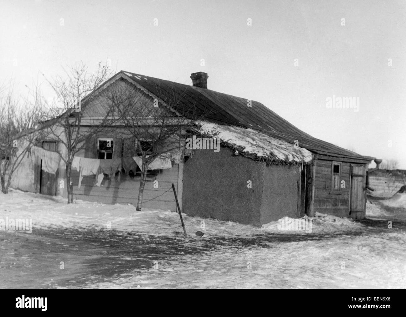 Eventi, Seconda guerra mondiale / seconda guerra mondiale, Russia, città / villaggi / paesaggi, fattoria in un villaggio vicino Rostov-on-Don, inverno 1942 / 1943, Foto Stock