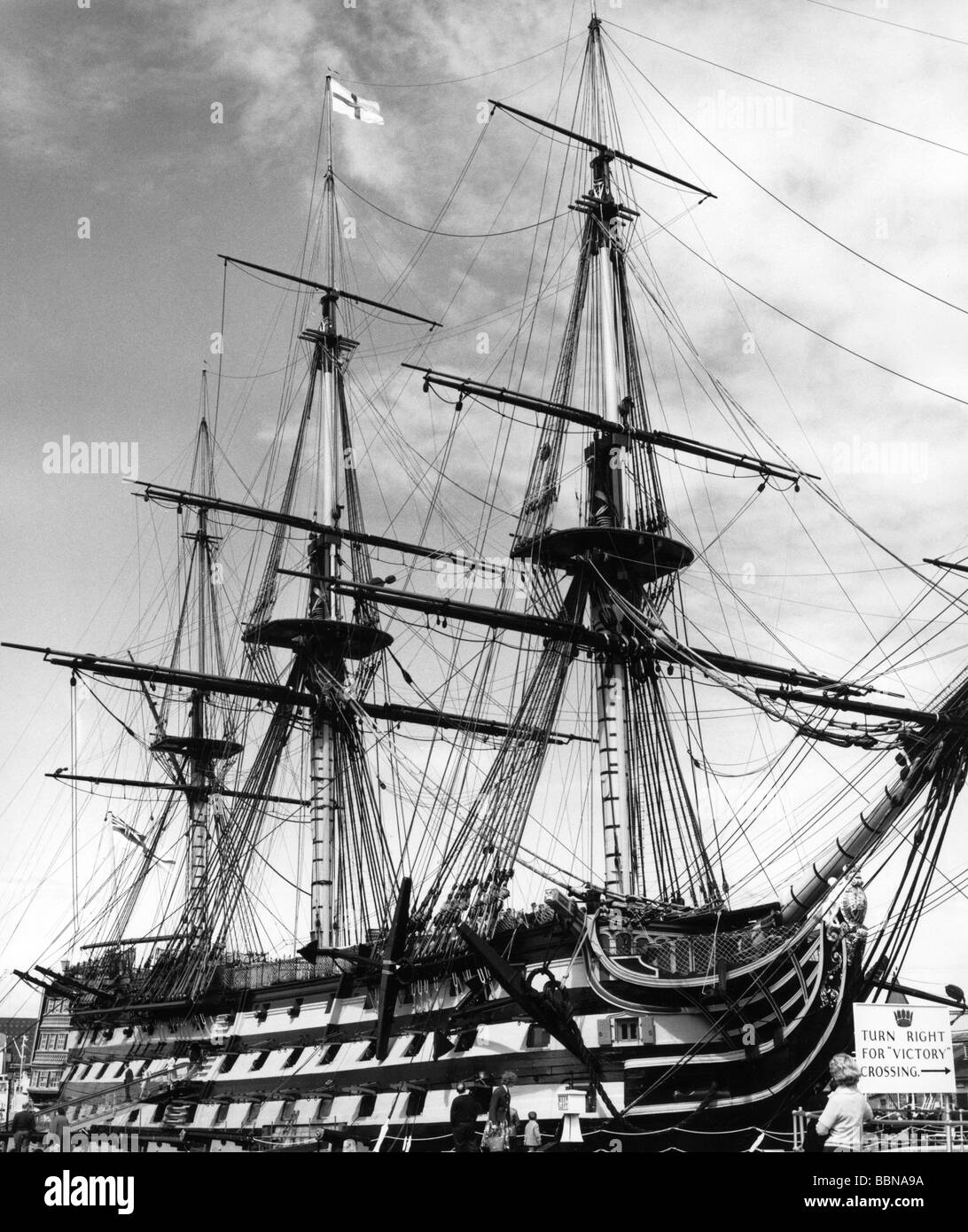 Trasporti / trasporto, navigazione, navi a vela, Gran Bretagna, nave bandiera di Nelson la 'Victory', costruito: 1759 - 1765, Portsmouth, porto, 1960s, Foto Stock
