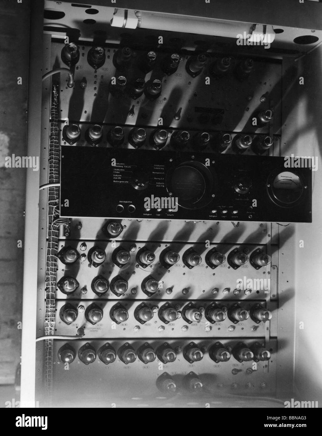 Broadcast, televisione, technics, generatore di clock, Nordwestdeutscher Rundfunk (Northwest tedesco della radiodiffusione, NWDR), circa 1952, Foto Stock