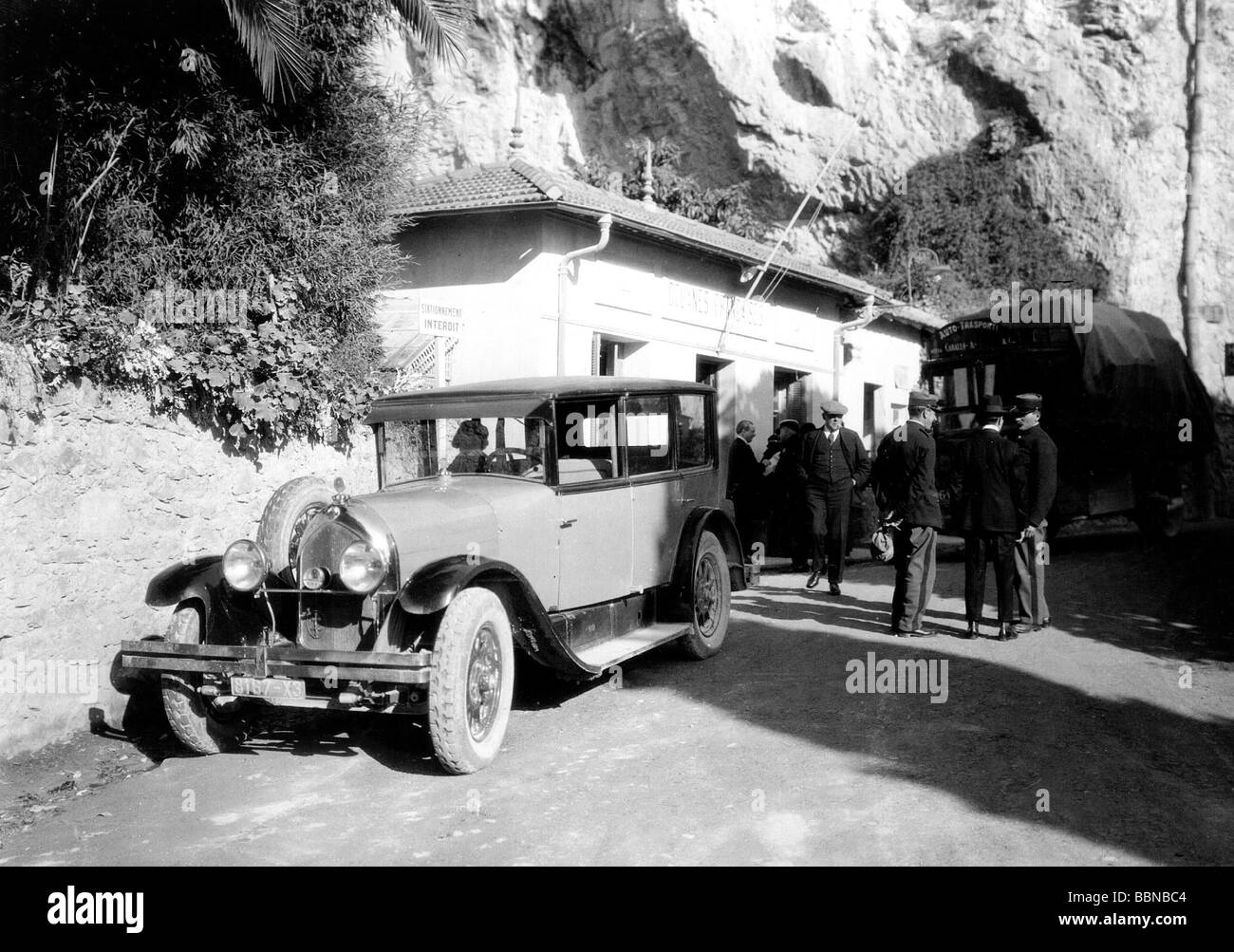 Confine, confine franco-italiano, stazione delle dogane francesi a Menton, circa 1930, Foto Stock