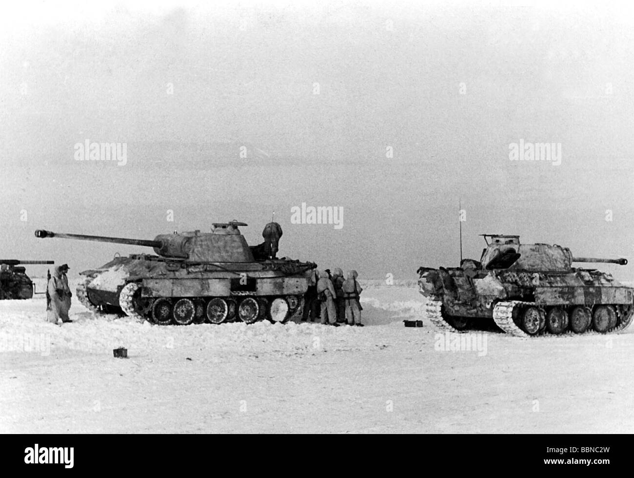 Eventi, Seconda guerra mondiale / seconda guerra mondiale, Russia 1944 / 1945, carri armati tedeschi 'Panther' vicino Krasnekoye, settore meridionale del fronte orientale, inizio 1944, Foto Stock