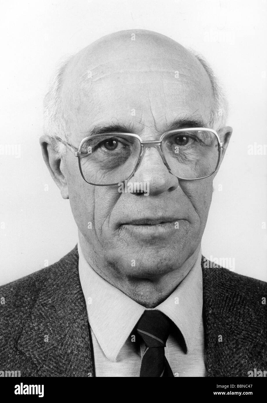 Frueh, Isidor, 13.4.1922 - 28.8.2002, politico tedesco (CDU), membro del Parlamento europeo, ritratto, 1980s, , Foto Stock