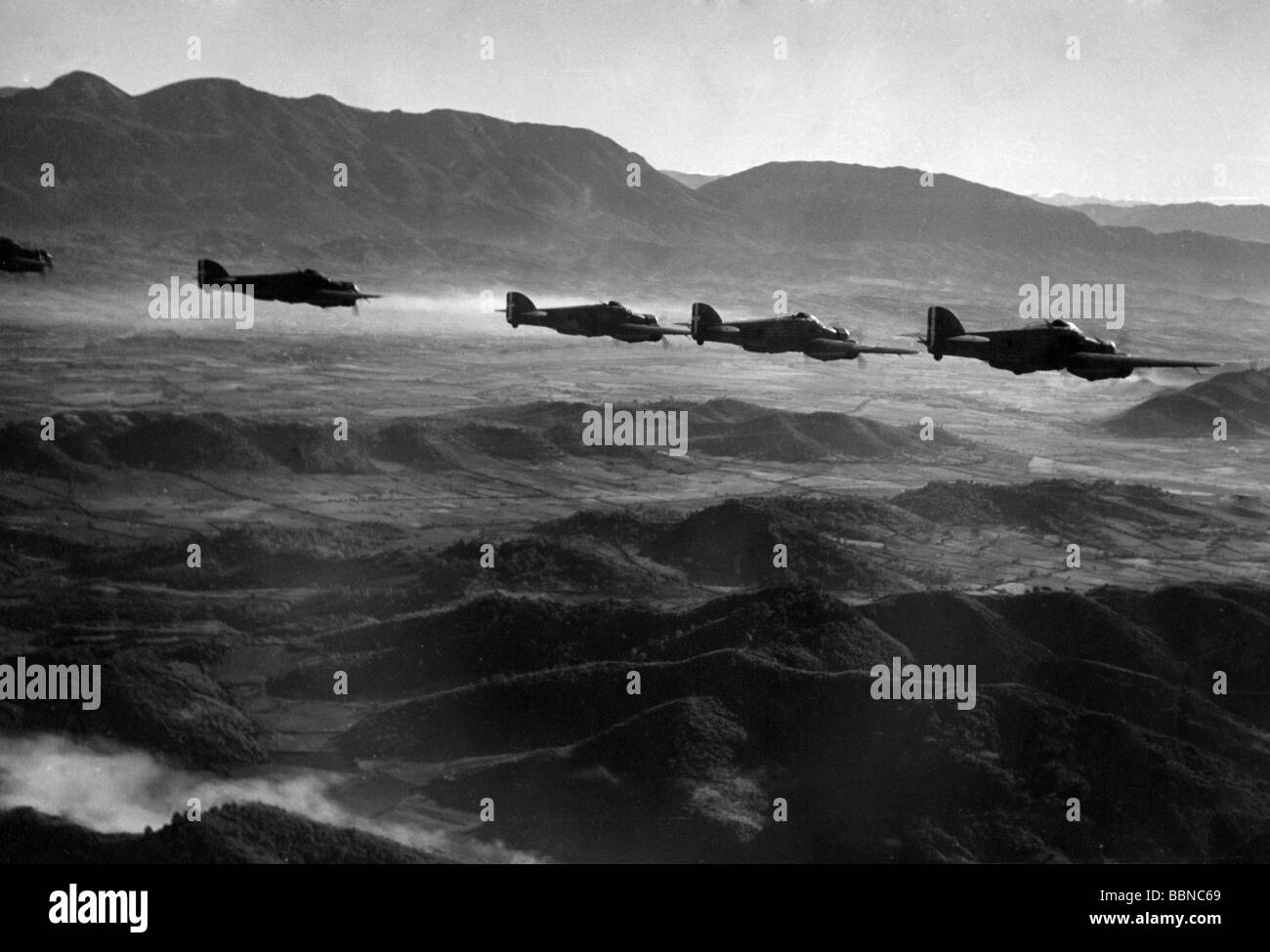 Eventi, Seconda guerra mondiale / seconda guerra mondiale, guerra aerea, aerei, bombardieri italiani Savoia Marchetti SM 79 'sparviero' prossimi obiettivi in Grecia, fine 1940 / inizio 1941, Foto Stock