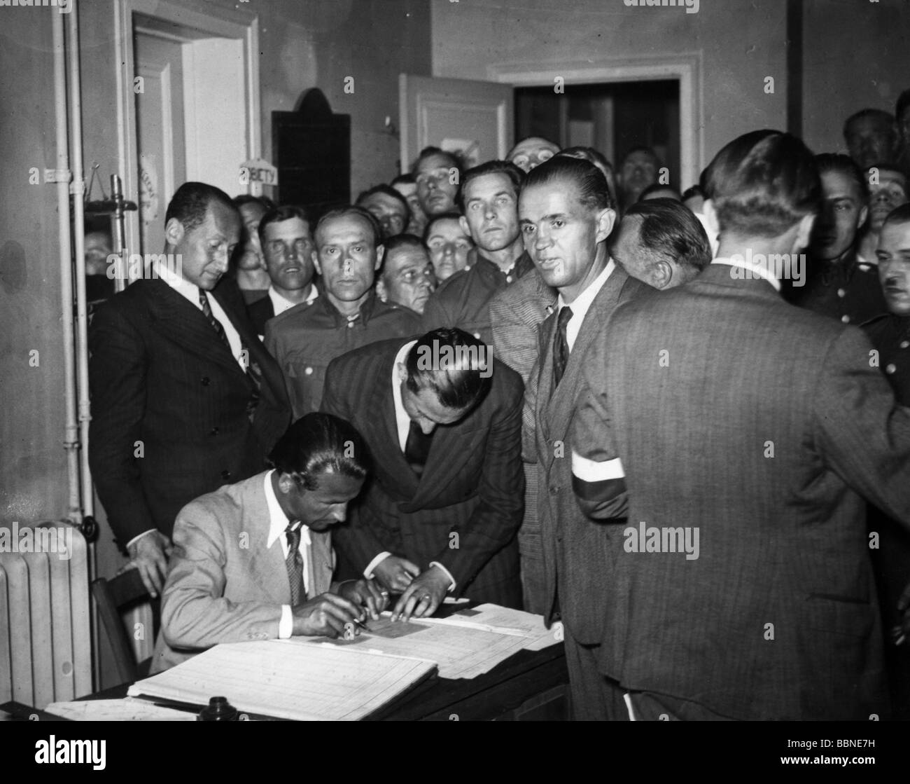 Eventi, Seconda guerra mondiale / seconda guerra mondiale, politica, Francia, scoppio della guerra, polacchi che vivono in Francia volontariato per la legione polacca essendo stabilito in Francia, 4.9.1939, Foto Stock