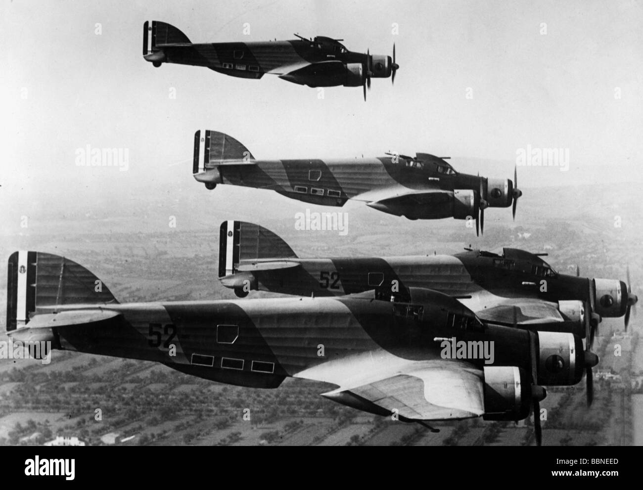 Trasporti / trasporto, aviazione, aeromobili, Italia, Italiano bombardieri Savoia Marchetti SM 79 'Sparviero' in volo, 1938 circa, Foto Stock