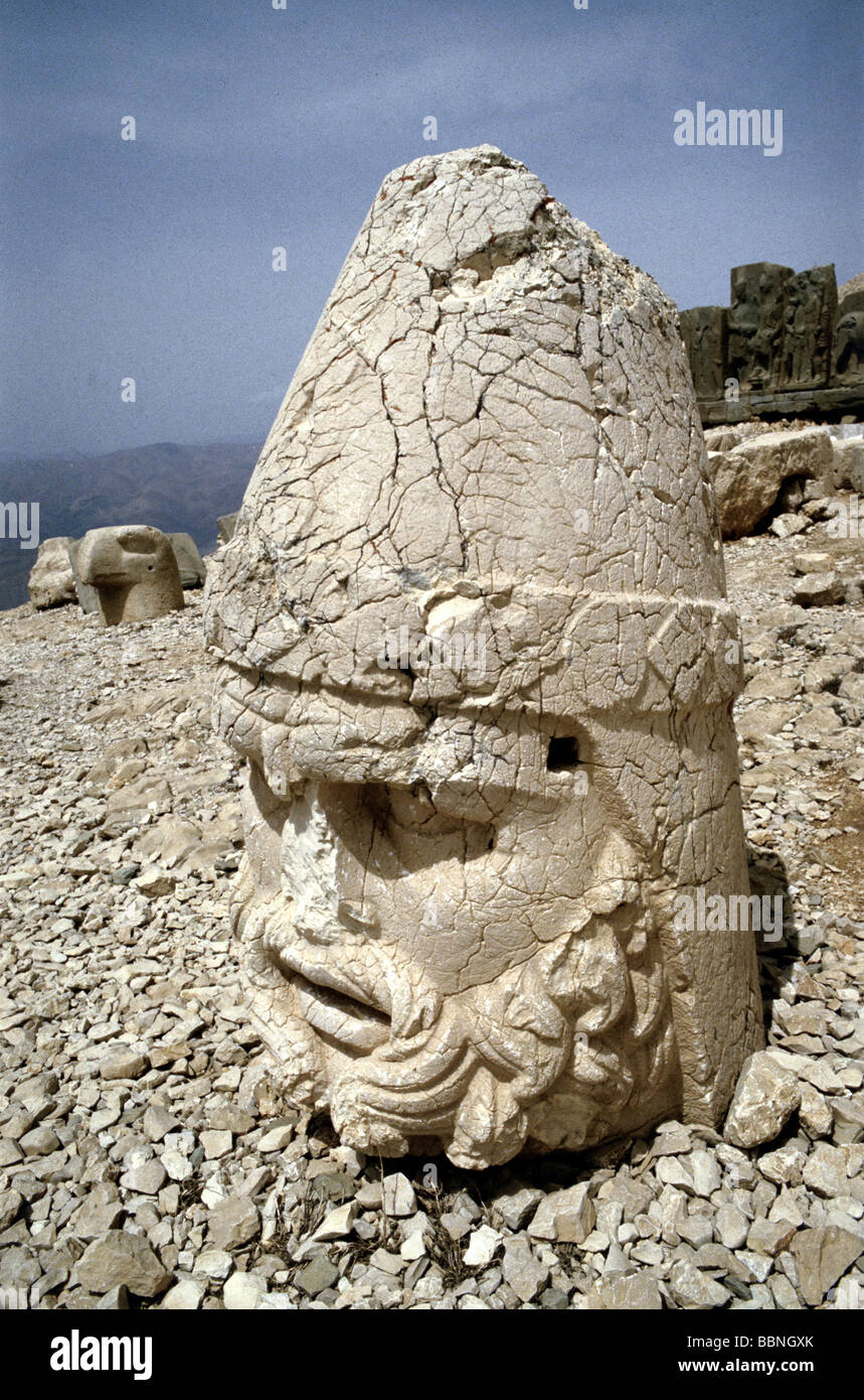 Zeus (latino: Giove), greco 'divine re', leader degli dei, dio del cielo e tuono, ritratto, testa gigante, Nimrud Dagh, Turchia, Foto Stock
