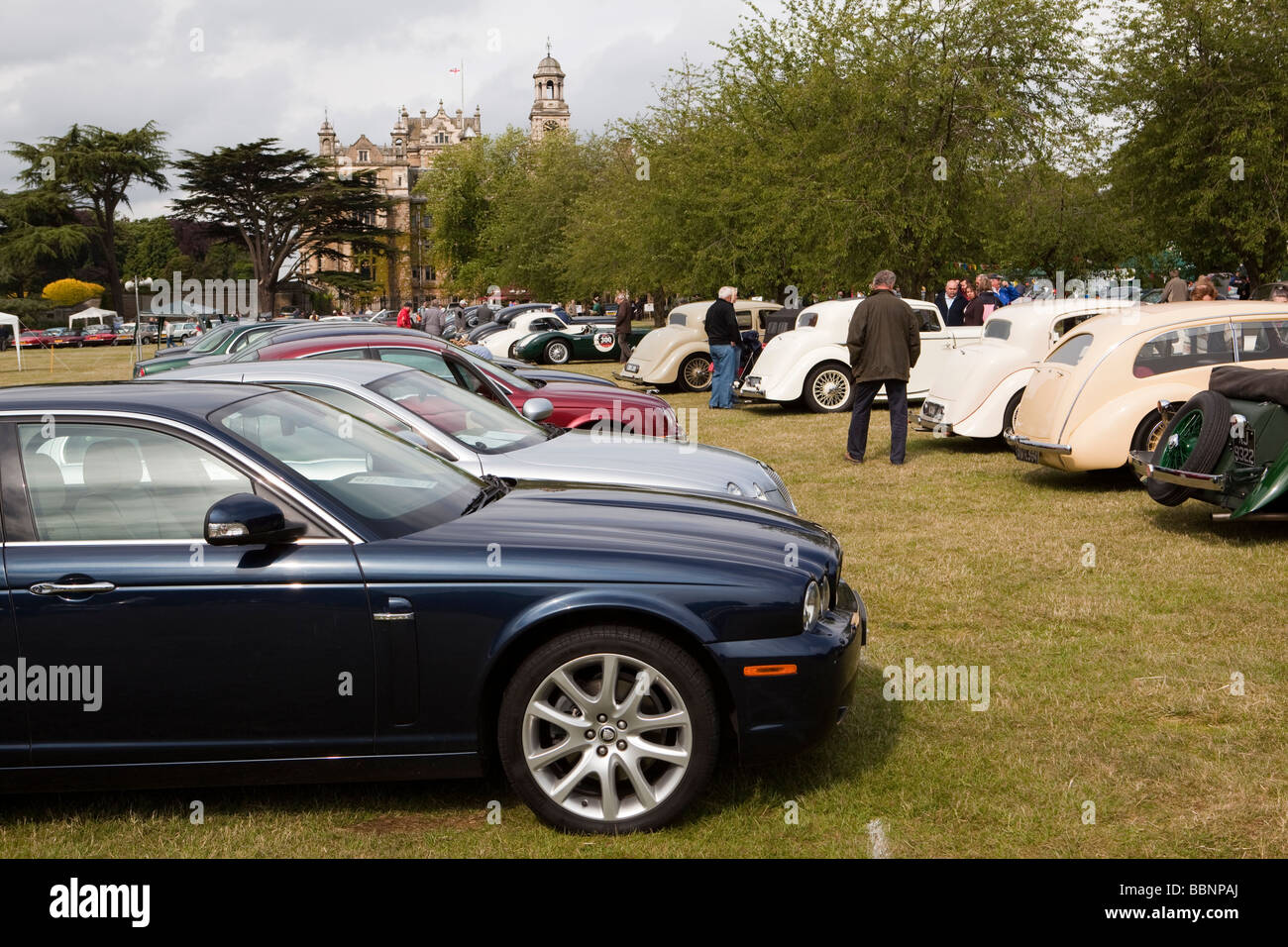 Jaguar Motoring Club di appassionati XXV Anniversario Rally Thoresby Hall Park Nottinghamshire Foto Stock