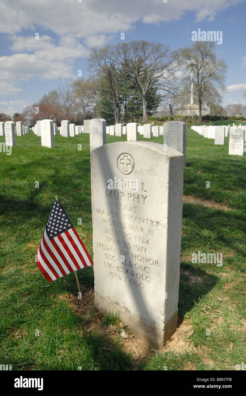 Audie Murphy tomba presso il Cimitero Nazionale di Arlington Arlington Virginia STATI UNITI D'AMERICA Foto Stock