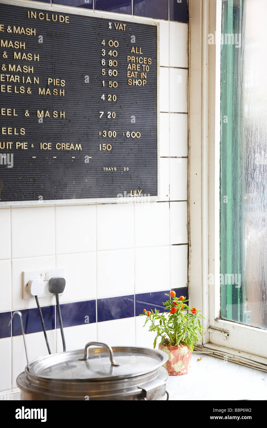 Listino prezzi a pie & Mash shop Foto Stock