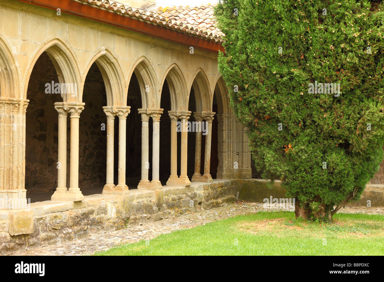 Romanica abbazia benedettina Saint Hilaire Languedoc-Roussillon Francia Foto Stock