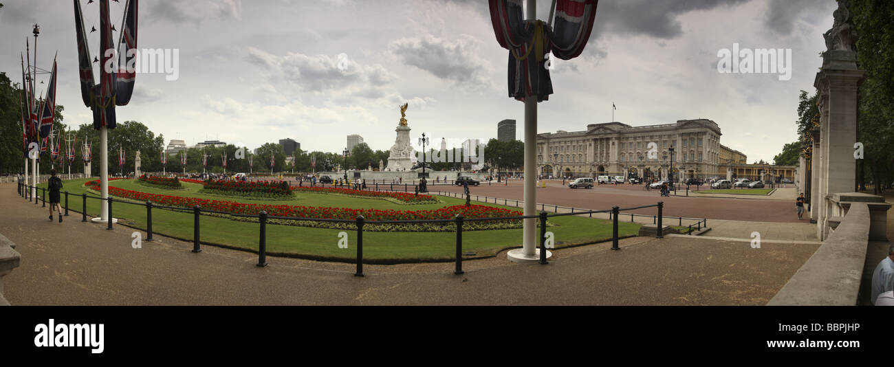 Buckingham Palace, la regina ufficiale di Londra residence, London Inghilterra England Foto Stock