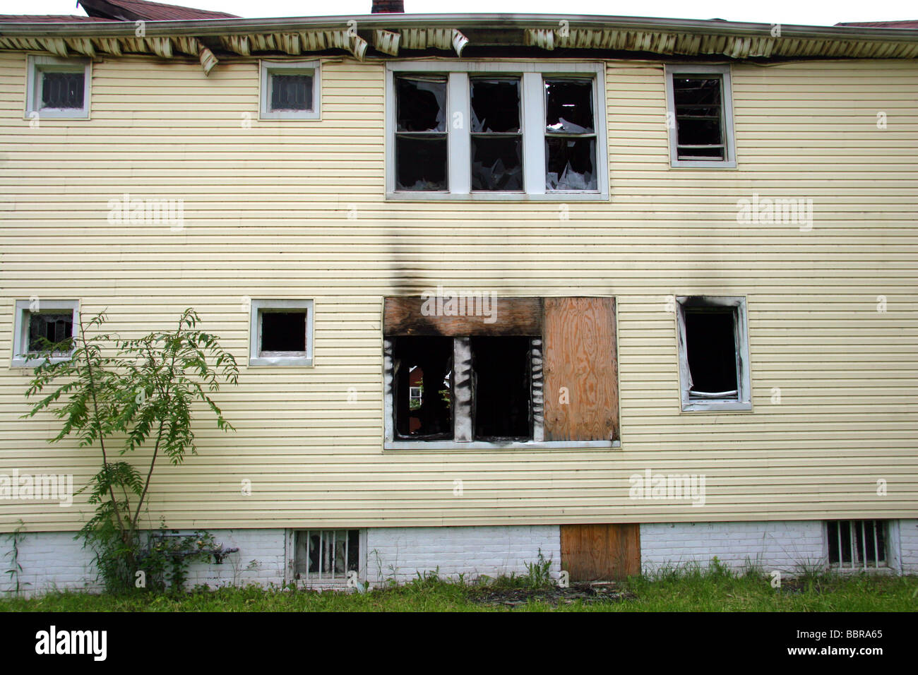 Fire casa danneggiata in Detroit Michigan STATI UNITI Foto Stock