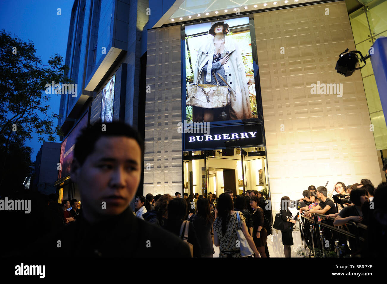 Burberry apre un nuovo store a Pechino in Cina. 30 Apr 2009 Foto Stock