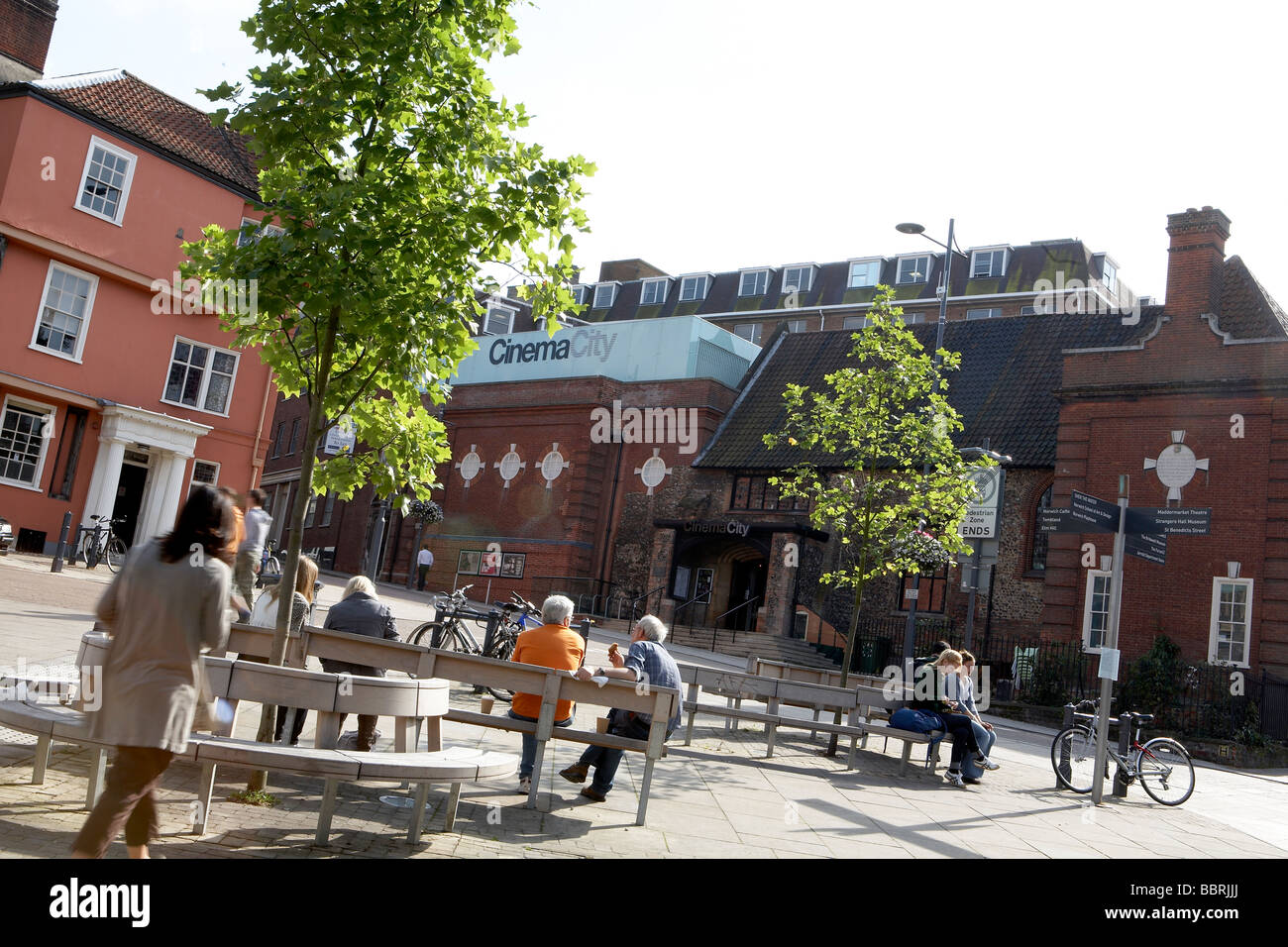 NORWICH ST GEORGES STREET con Cinema Città Foto Stock