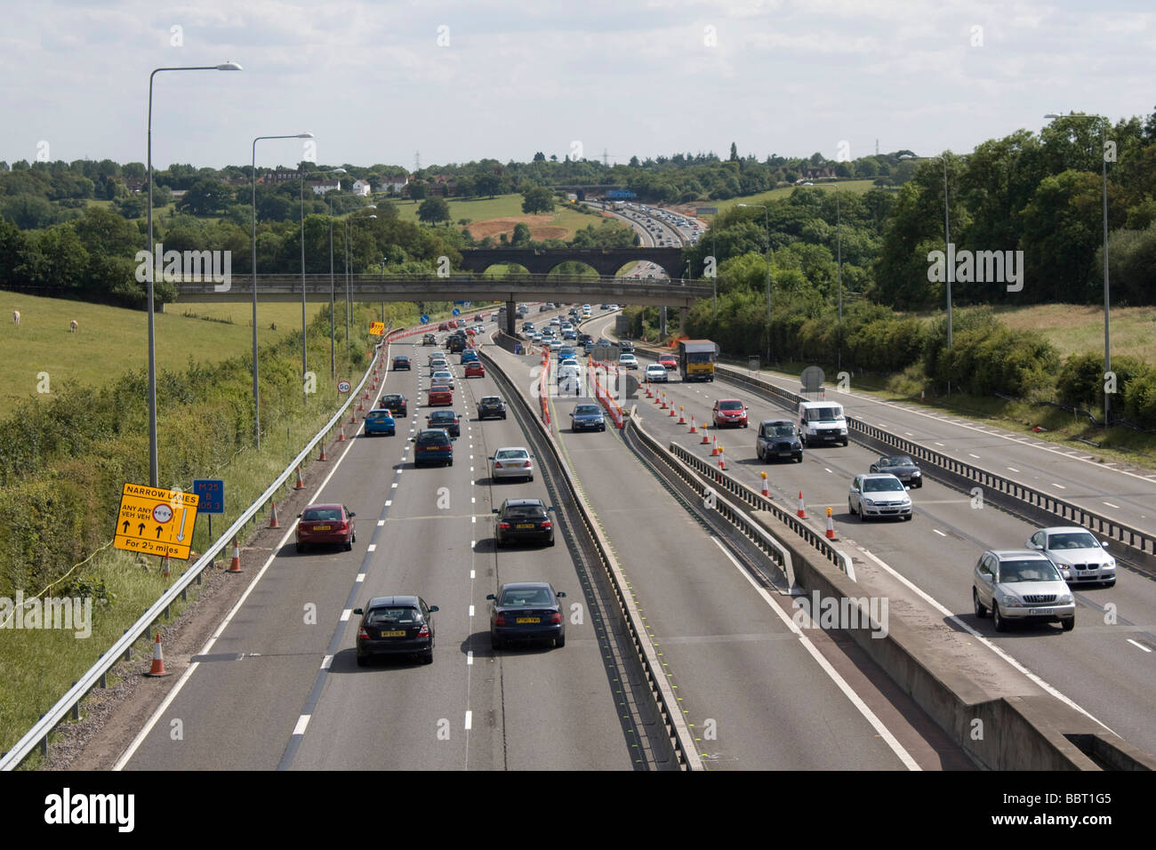 M25 Autostrada allargando le giunzioni di schema di 16-23 M40 per A1 (M) Autostrade il contratto di agenzia in Inghilterra uk gb Foto Stock