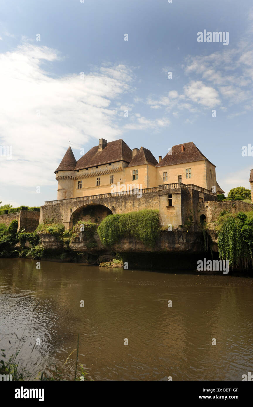 Chateau de Losse sul fiume Vezere in Dordogne Francia Foto Stock