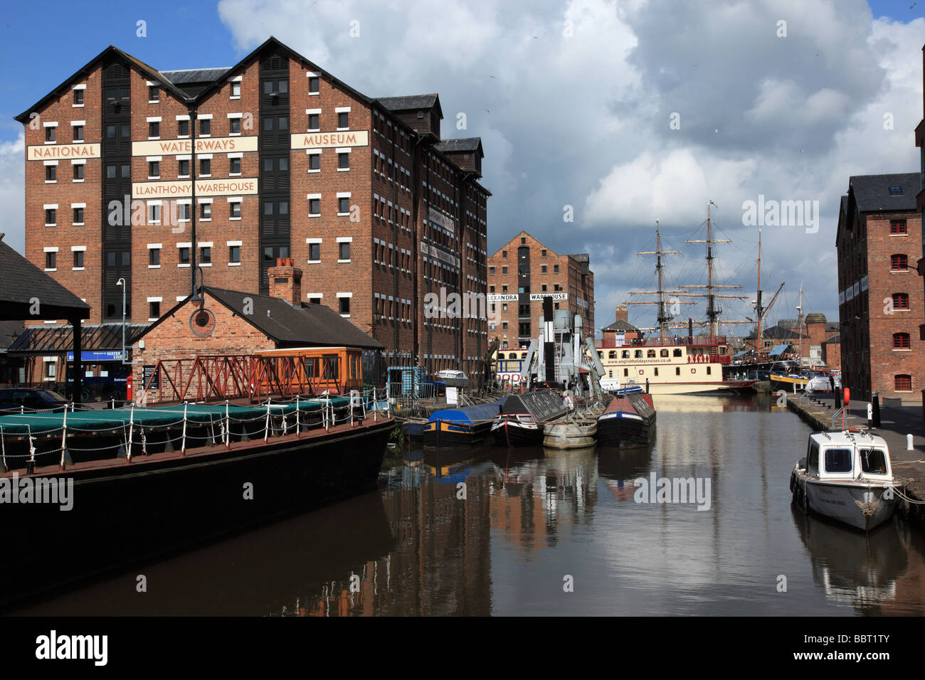 National Waterways Museum e Llanthony Warehouse, Gloucester Quays, Gloucestershire, Inghilterra, Regno Unito Foto Stock