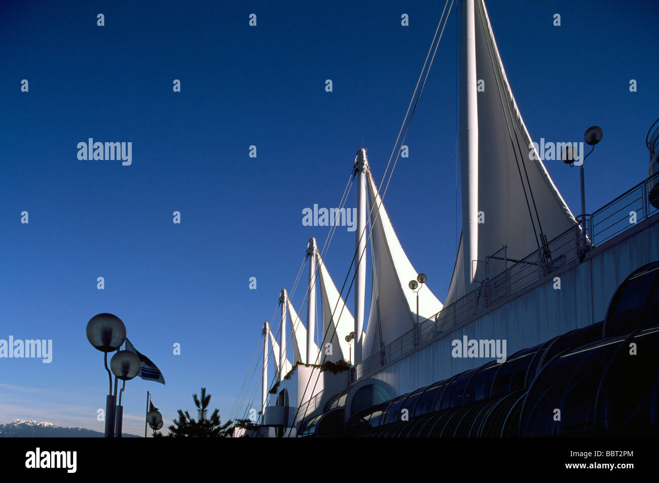 Le Vele di teflon a tetto " Canada Place' Trade & Convention Center e il terminal per navi da crociera Vancouver British Columbia Canada Foto Stock