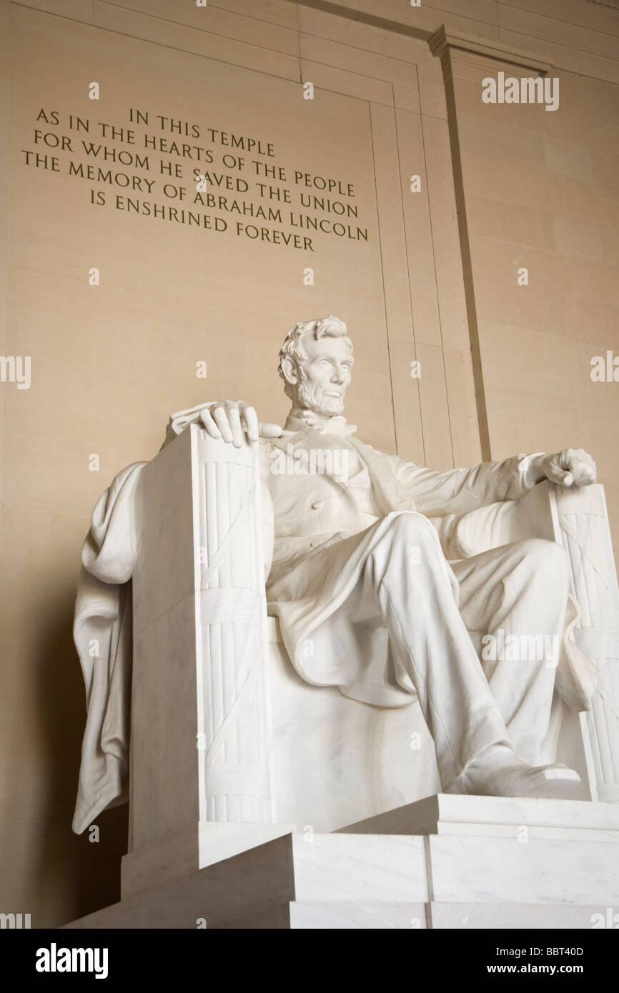 Statua di Abraham Lincoln presso il Lincoln Memorial Washington DC STATI UNITI D'AMERICA Foto Stock