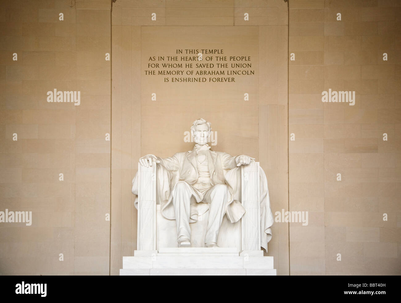 Statua di Abraham Lincoln presso il Lincoln Memorial Washington DC STATI UNITI D'AMERICA Foto Stock
