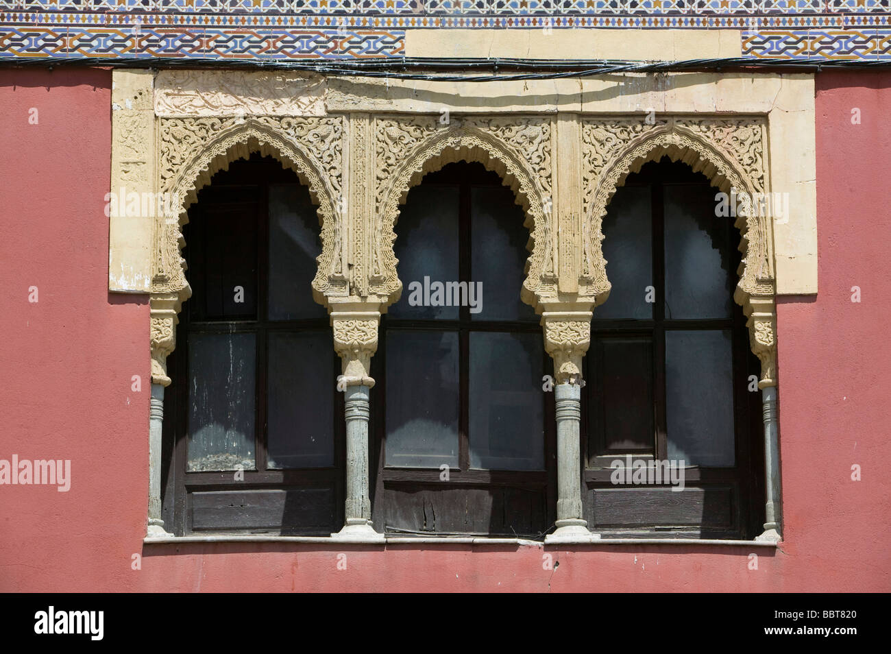 Archi delle finestre della Moschea di Cordova Foto Stock