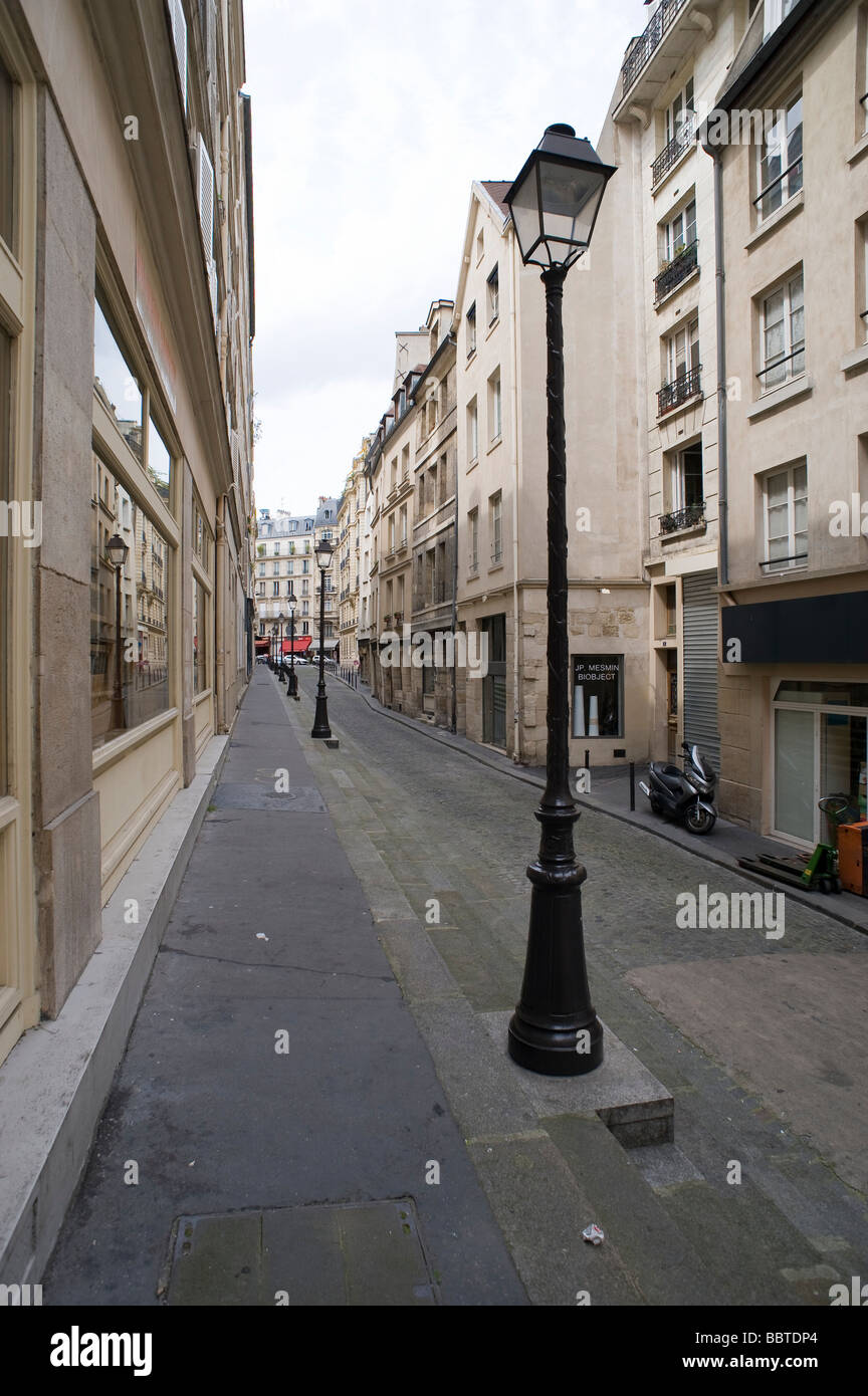 Parigi Gasse in St Germain des Prés Parigi piccola Street nel quartiere di St Germain des Prés Foto Stock