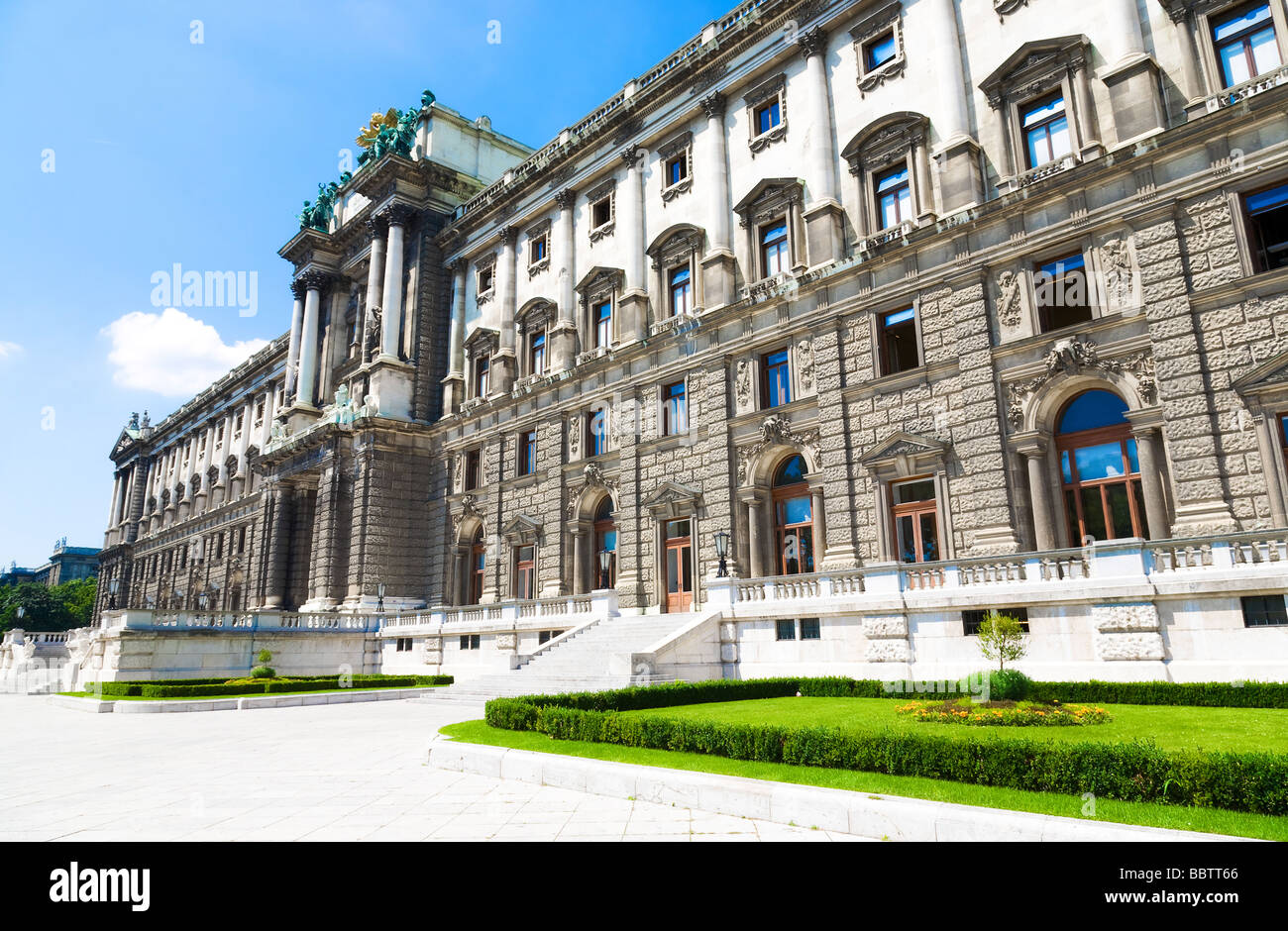Palazzo di Hofburg vista dal lato posteriore a Vienna Austria Foto Stock
