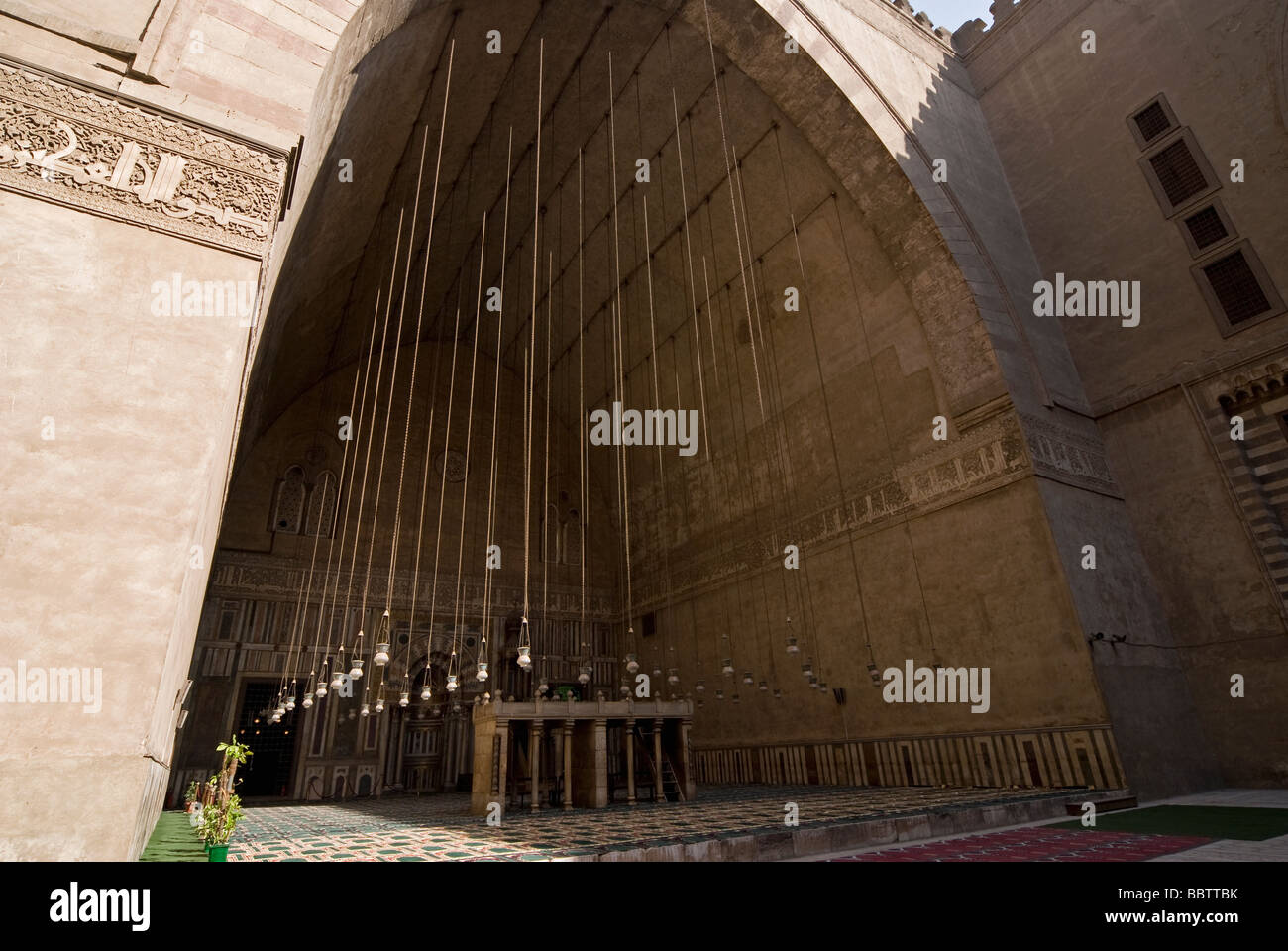 Sultan Moschea Hassan interno Il Cairo Egitto Nord Africa Africa Foto Stock