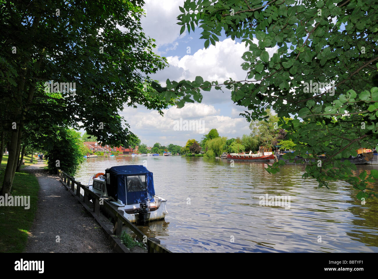 Il fiume Tamigi a Old Windsor Foto Stock