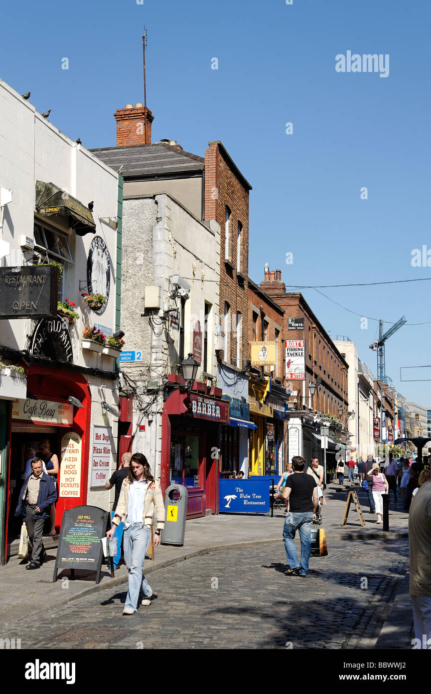 Street view in area di Temple Bar a Dublino Repubblica di Irlanda Foto Stock