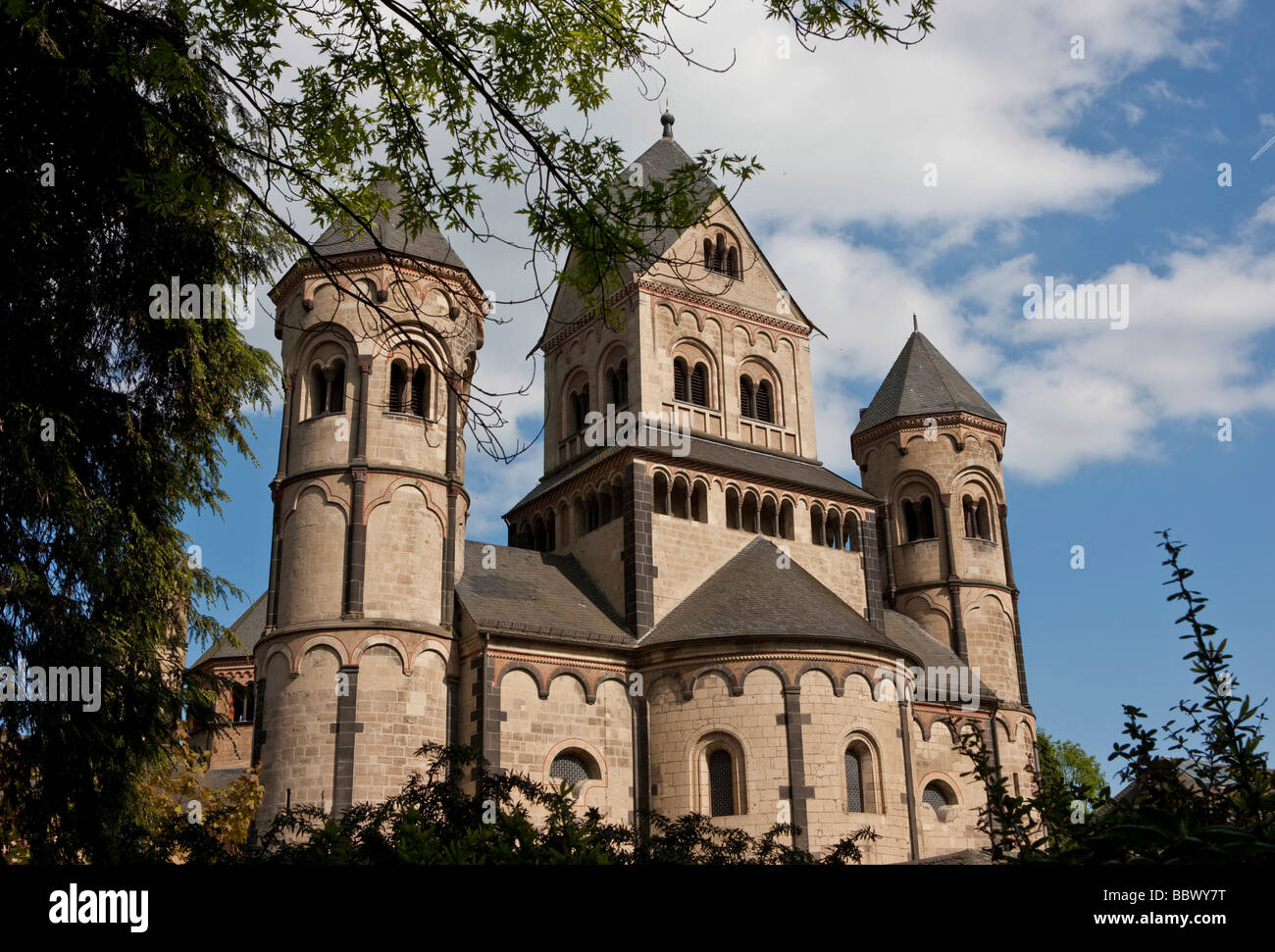 L' Abbazia di Maria Laach, latino: Abbatia Mariae Lacensis o Abbatia Mariae ad Lacum, lato sud-ovest del Laacher See lago, ei Foto Stock