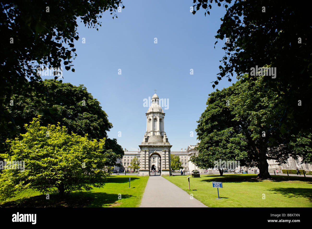 Il Campanile in Trinity College motivi a Dublino Repubblica di Irlanda Foto Stock