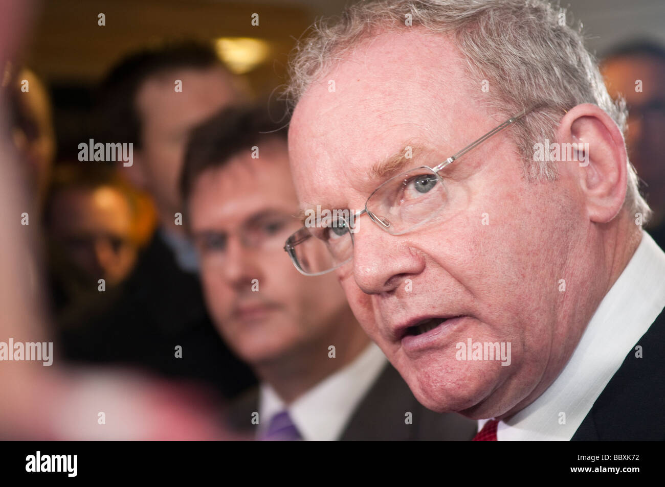 Martin McGuinness, MP, MLA e Jeffrey Donaldson, MP, MLA Foto Stock