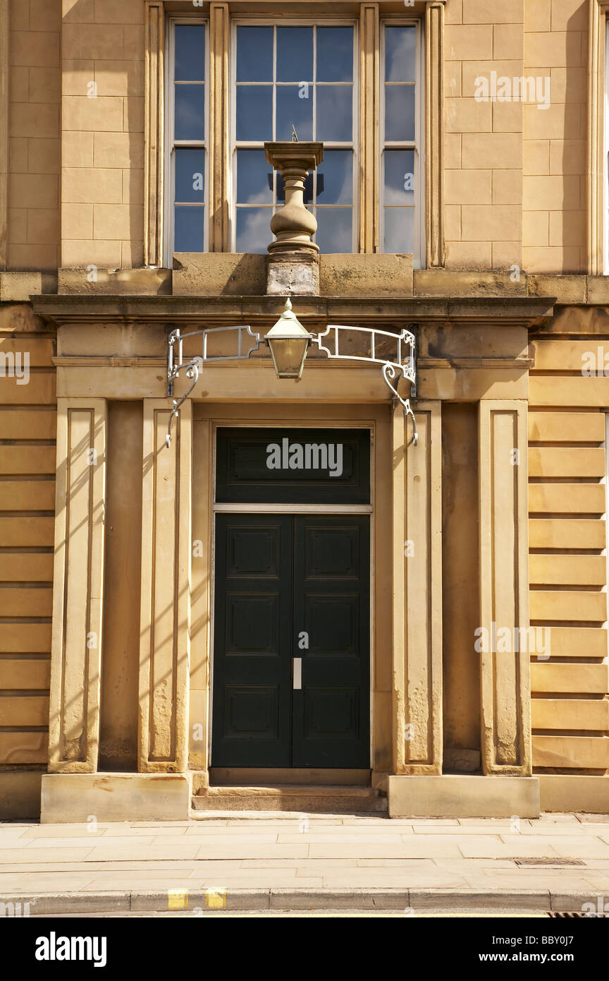 Ingresso a Liverpool Road dalla stazione di Manchester REGNO UNITO Foto Stock