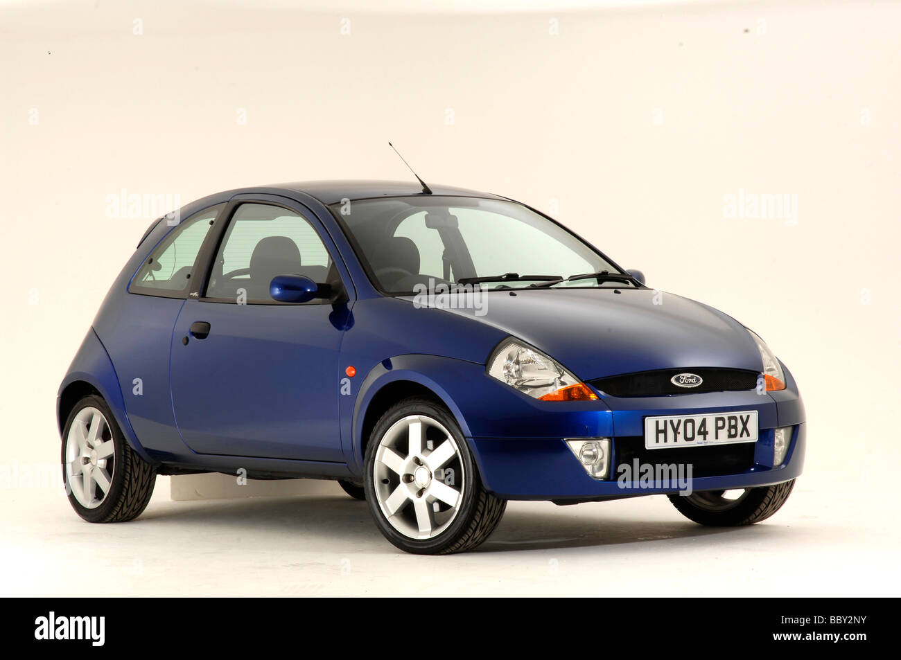 Ford Ka 2004 Foto Stock - Alamy