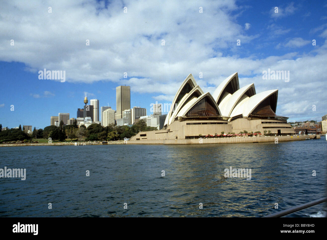 Australia Sydney Opera House di Bay City landmark oz dell architettura acqua oceano mare Foto Stock