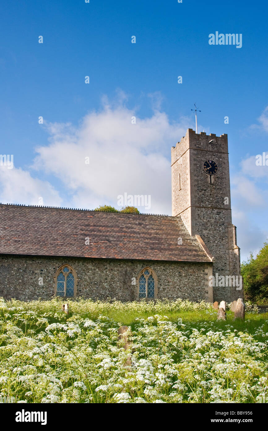 St James chiesa su una luminosa giornata di primavera Dunwich Foto Stock