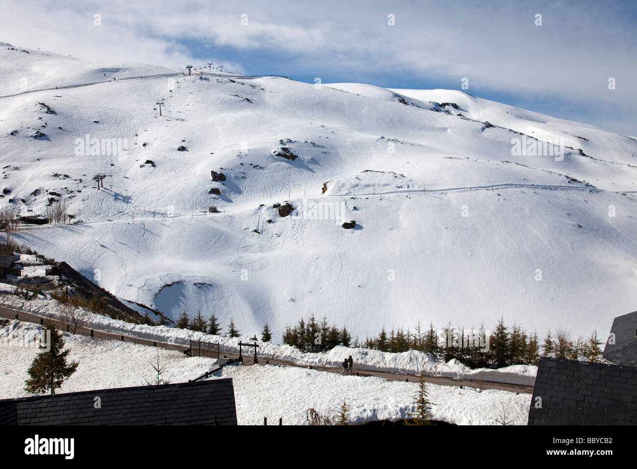 La Estación de Esquí de la Sierra Nevada en Granada Andalucía España Sci della Sierra Nevada in Granada Andalusia Spagna Foto Stock