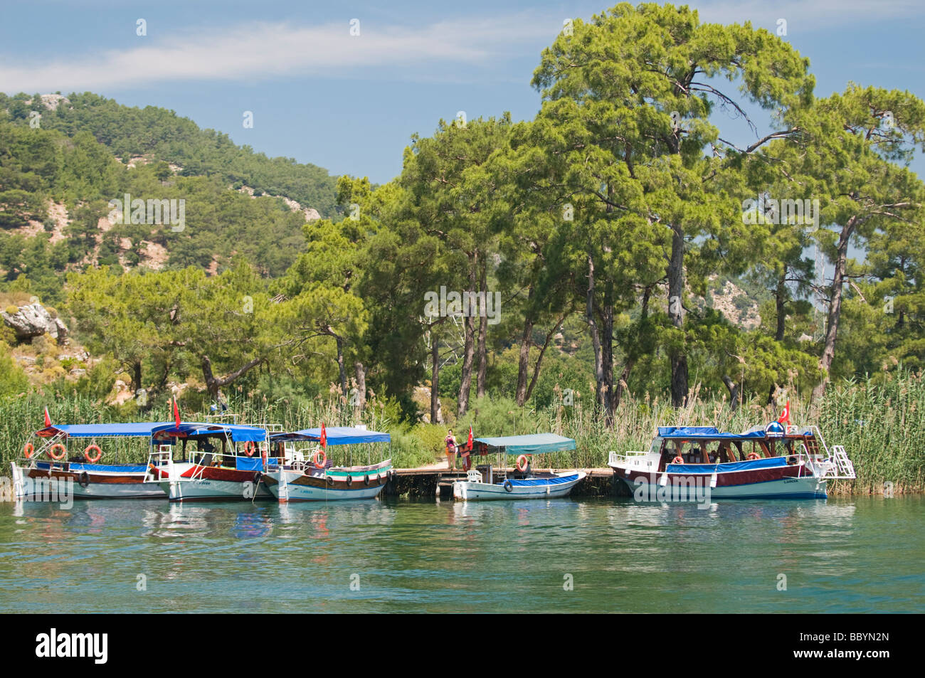 Dalyan River e barche, Kaunos FETHIYE Turchia Foto Stock