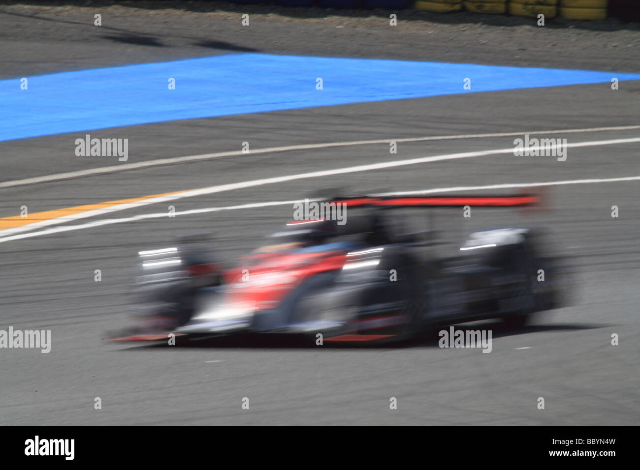 Le Mans 24 ora motor car race sarthe Francia giugno sport via circuito velocità evento fast blur Foto Stock